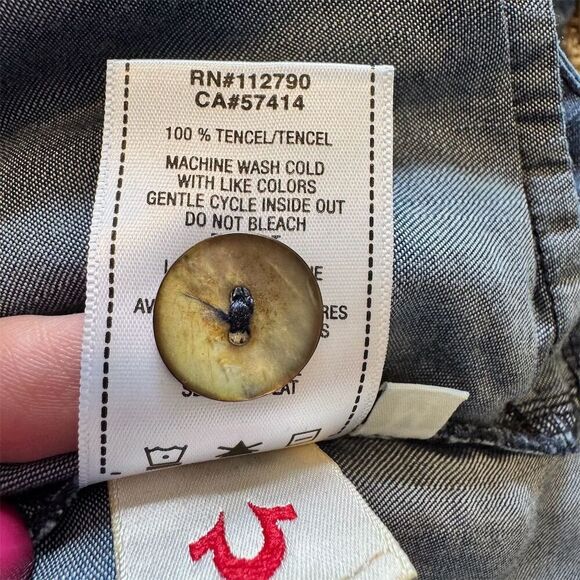 True Religion Women's Blue Sleeveless Button Down Romper Tencel Size M - Picture 13 of 16